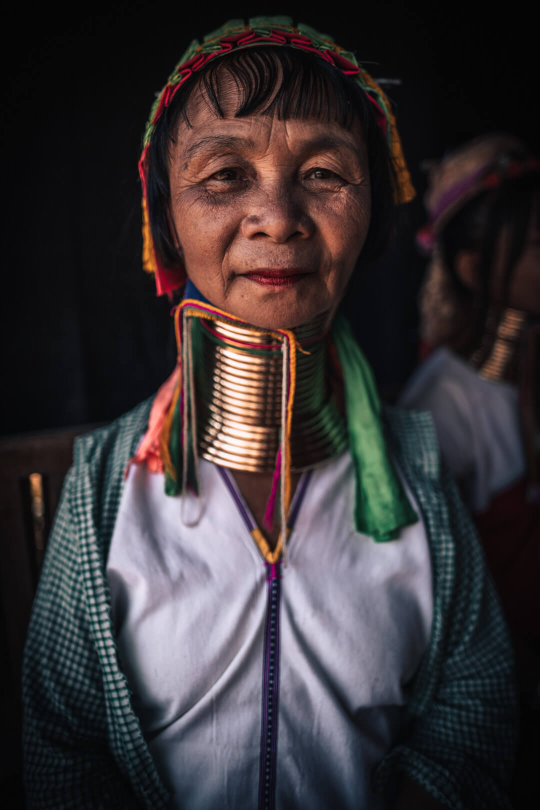 THE FASCINATING “LONG NECK” PEOPLE OF MYANMAR